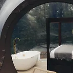 Elements 4*