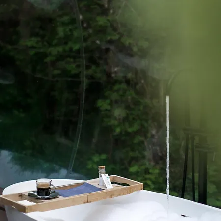 Elements 4* Pettigoe