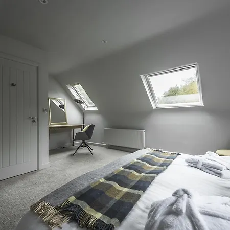 Elements 4* Pettigoe